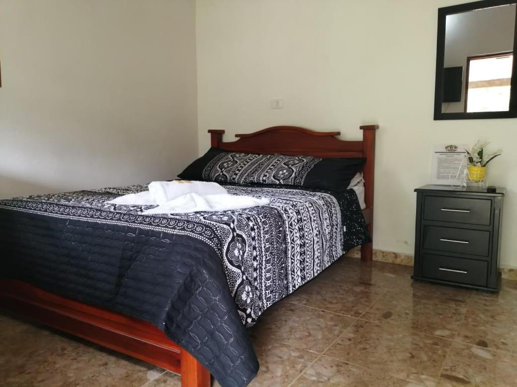 Hotel Dulce Campestre ハルディン エクステリア 写真
